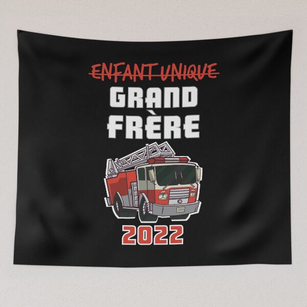 Aperçu de l'œuvre grand frère 2022 enfant unique grand frère 2022 créée et vendue par maddinstgt.