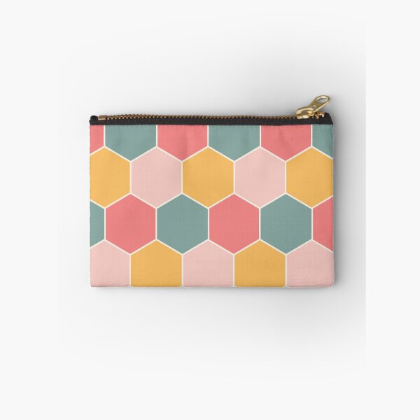 Aperçu de l'œuvre modèle sans couture de ruche d'abeilles colorée | conception de surfaces créée et vendue par Jasmine Blooms Designs.