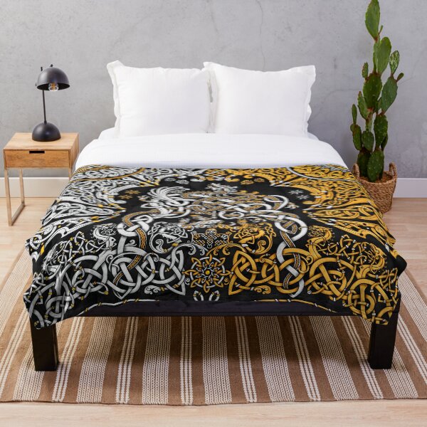 Item preview, Dragón estilo vikingo - Oro Negro designed and sold by Abysm Internal.