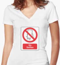 No Selfies Women's Fitted V-Neck T-Shirt