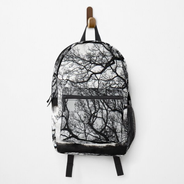 Aperçu de l'œuvre arbre monochrome créée et vendue par CoastPicsDesign.