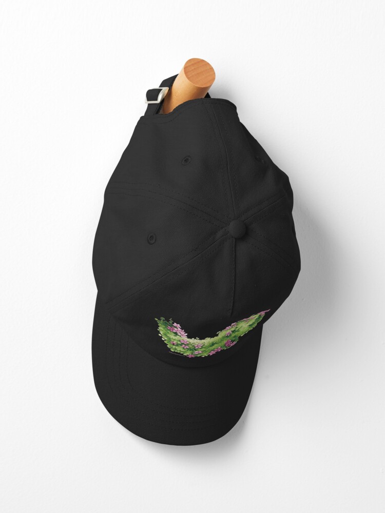 Aperçu 2 sur 7. Casquette avec l'œuvre Campanules des Murailles créée et vendue par ChemineHerisson.