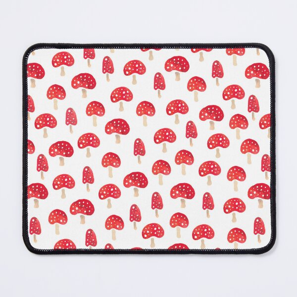 Red and white spotty toadstools pattern Mouse Pad