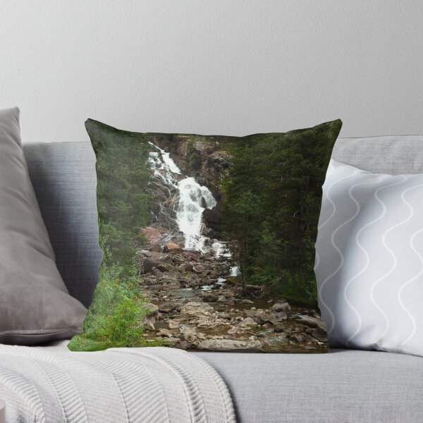 Artikelvorschau, Wasserfall entworfen und verkauft von Luna Doodle Design.