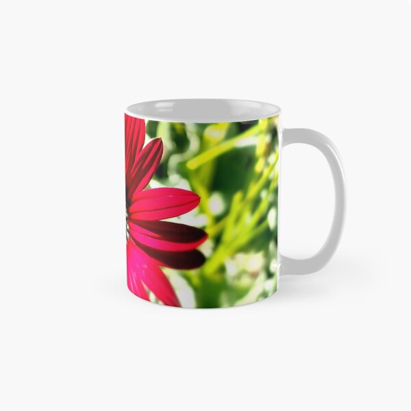Aperçu de l'œuvre MARGUERITE ROUGE créée et vendue par Steffi August.