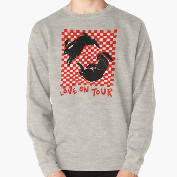 Love on tour bunnies h Pullover Sweatshirt