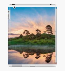 water mirror iPad Case/Skin