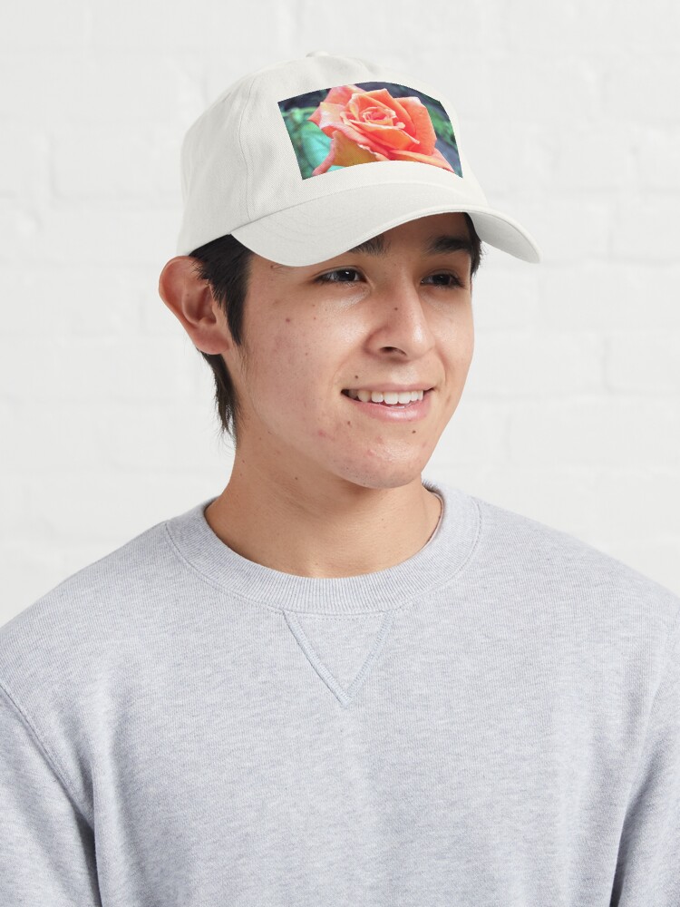 Alternative Ansicht von Rose Cap