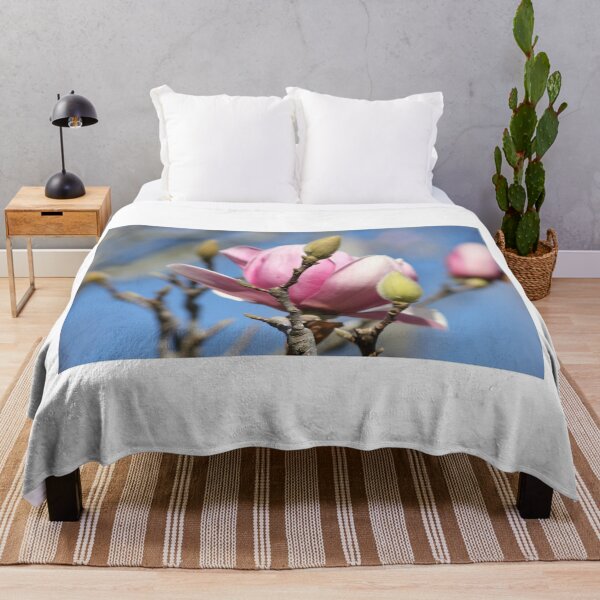 Aperçu de l'œuvre Japanese Magnolia créée et vendue par Mdillon.