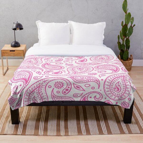 Artikelvorschau, Paisley Pattern Pink on White Background Bandana Style Design entworfen und verkauft von Troy Krieger.
