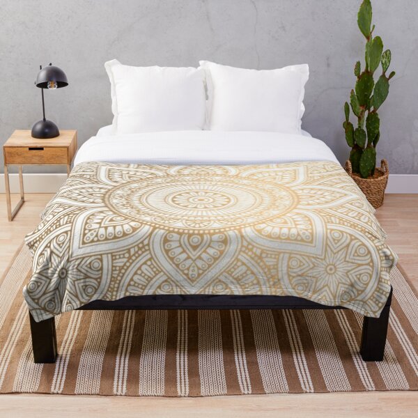 Artikelvorschau, Weiß-Gold-Mandala entworfen und verkauft von Flora22.