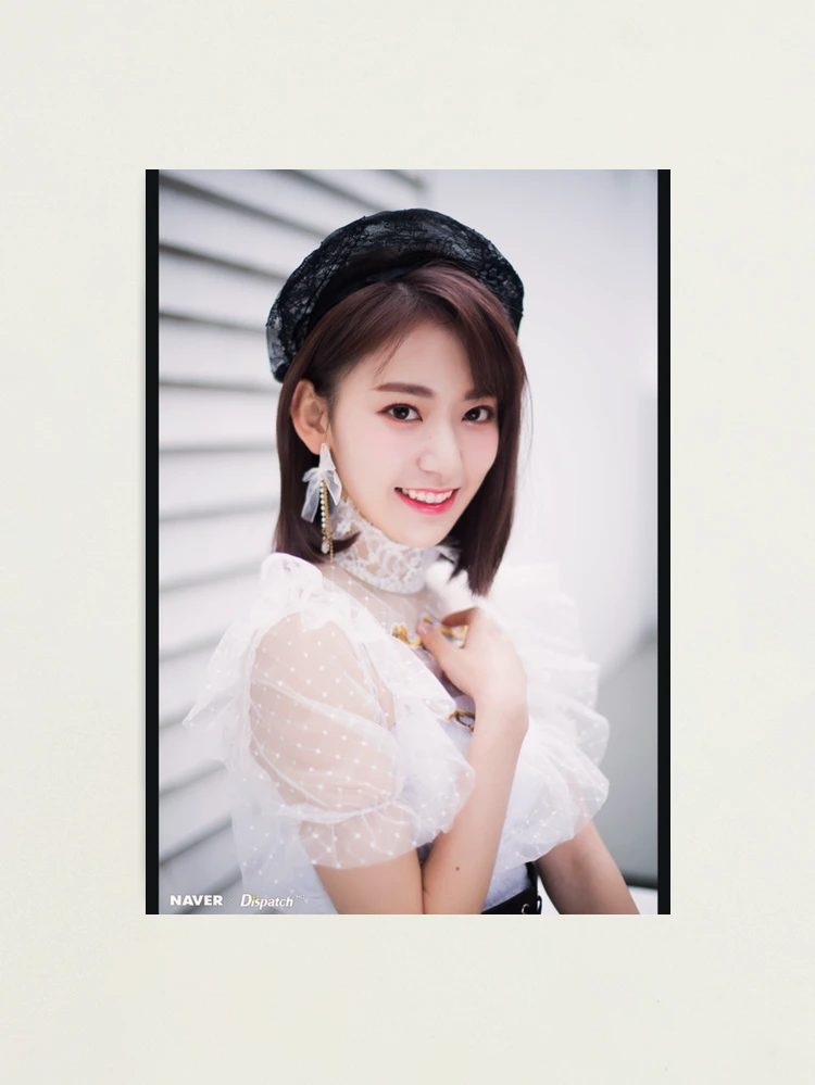 IZONE Naver x Dispatch Miyawaki Sakura (宮脇 咲良)