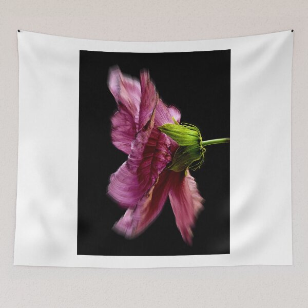 Aperçu de l'œuvre Hibiscus Vertical créée et vendue par Huskyyy Designs.