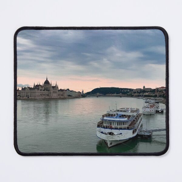 Aperçu de l'œuvre Budapest Danube - Hongrie créée et vendue par ydenisey.