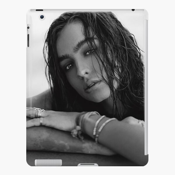 Sommer Ray - #1 Fan iPad Case & Skin for Sale by Rybariuns