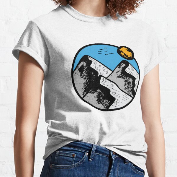 sun, birds and the mountains Classic T-Shirt