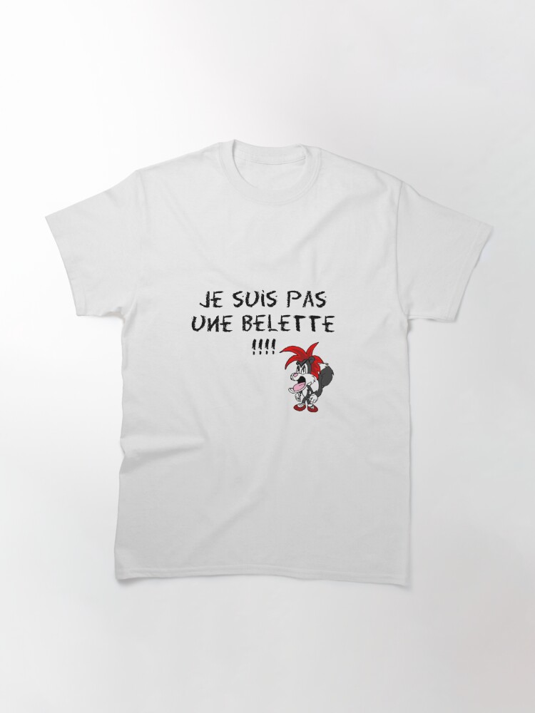 Aperçu 2 sur 7. T-shirt classique avec l'œuvre Max le Fou - Myles n'est pas une belette créée et vendue par maxlefou.