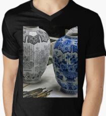 ceramic vases- Delftware factory Men's V-Neck T-Shirt