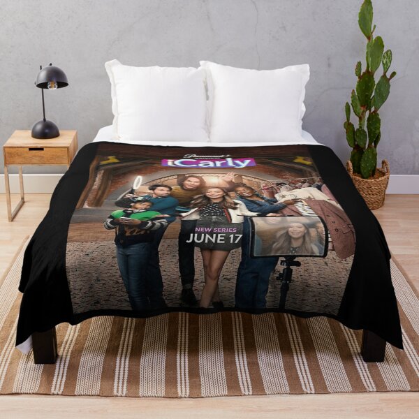 Item preview, iCarly (2021) Película designed and sold by HelgaVollmer.