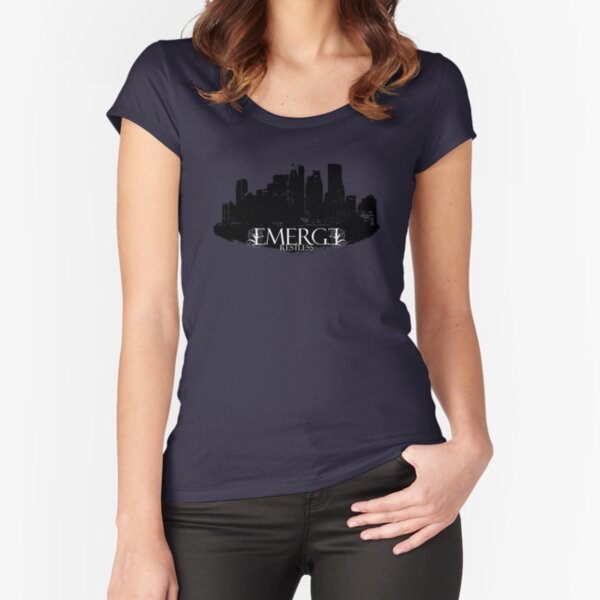 Fitted Scoop T-Shirt