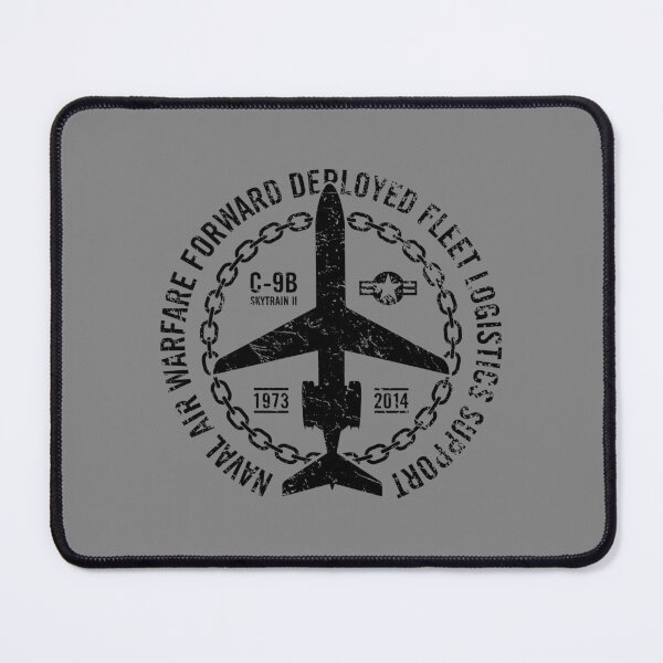 Aperçu de l'œuvre Hommage aux avions de soutien logistique de la flotte navale C-9B Skytrain II Vintage créée et vendue par hobrath.