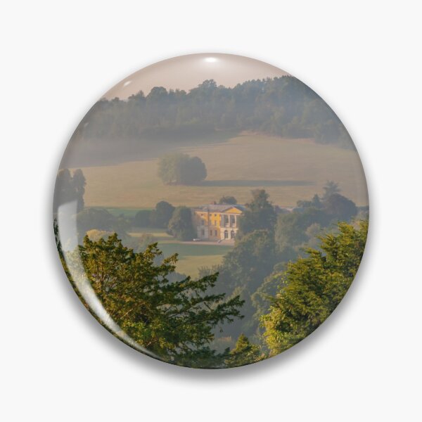 Artikelvorschau, West Wycombe House Chiltern Hills entworfen und verkauft von Jim Hellier.