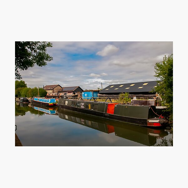 Bates boatyard Aylesbury are Grand Union Canal Photographic Print