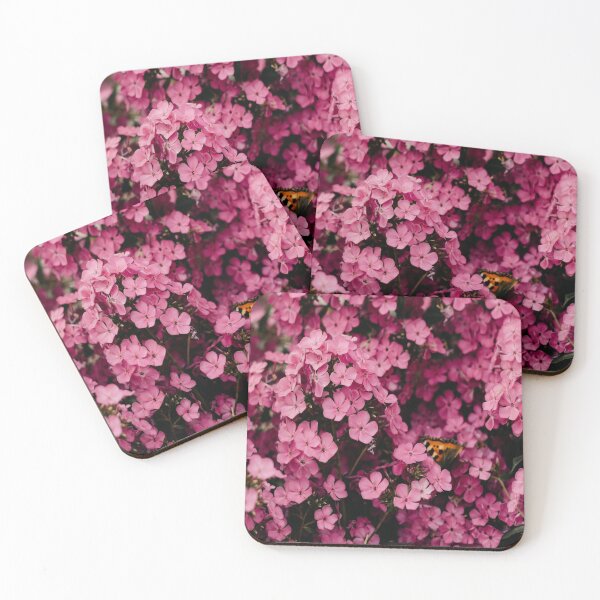 Artikelvorschau, Pinke Blumen entworfen und verkauft von Michelle Moss.