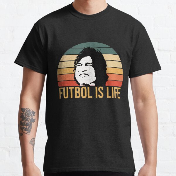 futbol is life Classic T-Shirt