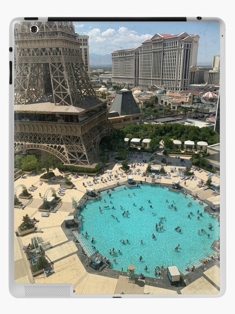 Funda y vinilo para iPad for Sale con la obra «Paris Hotel Pool