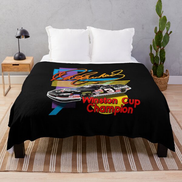 Artikelvorschau, Dale Earnhardt T-ShirtDale __ The Intimidator Fan Art T-Shirt_von DarkLordPug_ entworfen und verkauft von shopsontrieu.