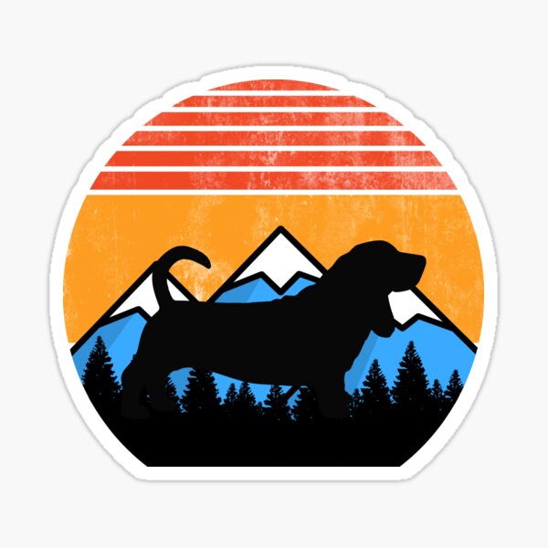 Artikel-Vorschau von Vintage Basset Hound Sunset Mountains Retro Hundegeschenk, designt und verkauft von Guarddogdrive.