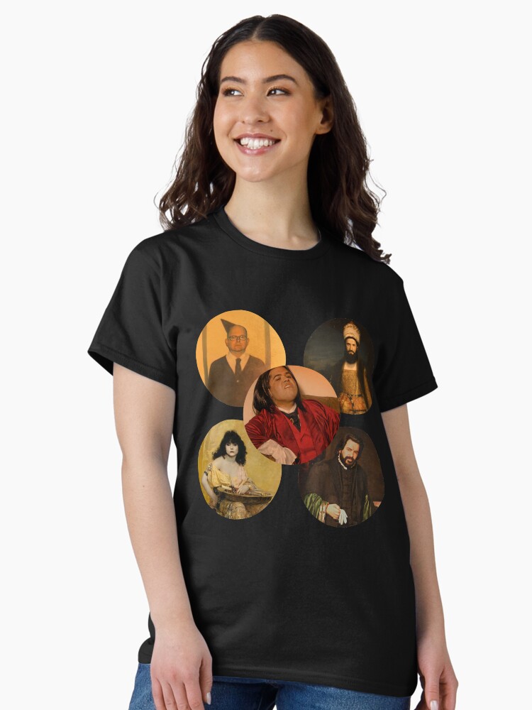 Aperçu 1 sur 7. T-shirt classique avec l'œuvre WWDITS Nadja, Nandor, Lazlo, Colin Robinson, Guillermo créée et vendue par RoyalNadja.