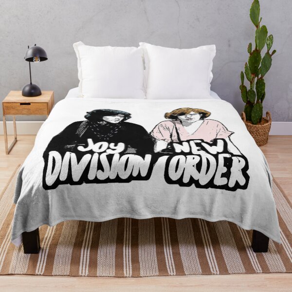 Item preview, El Club del DesayunoDiseño de homenaje a Joy Division designed and sold by LouisMays.