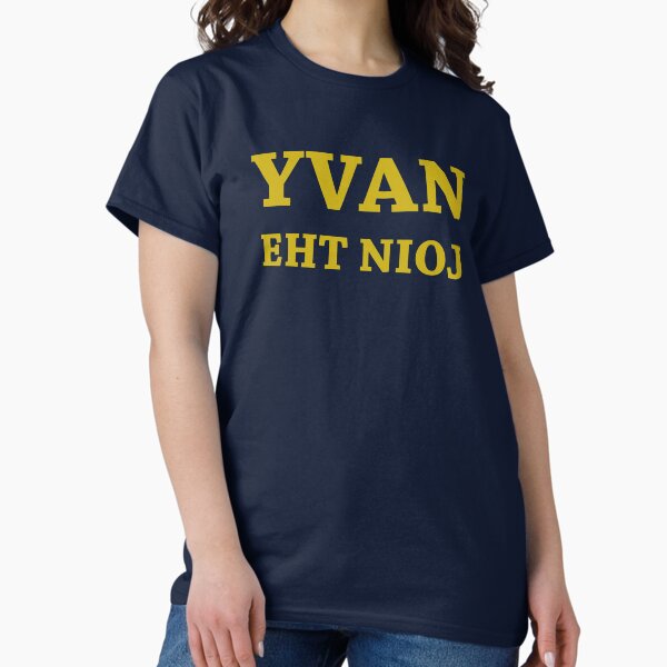 Vista previa del artículo con la obra «YVAN EHT NIOJ», diseñado y vendido por cheezetoast.