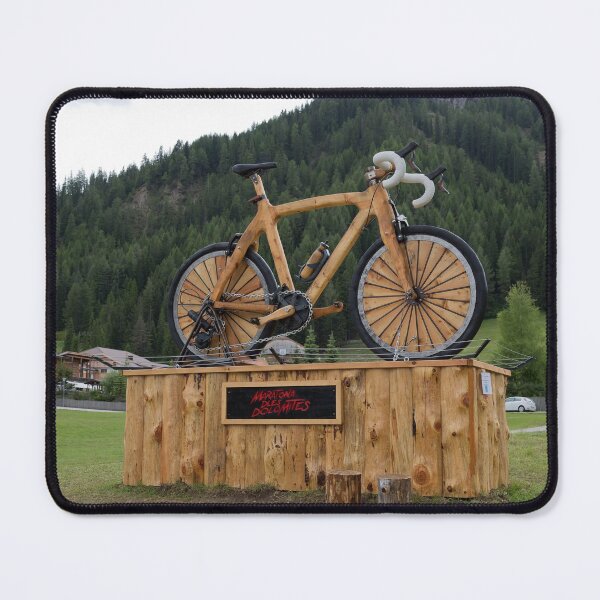 Artikelvorschau, Der Dolomiten-Marathon (Maratona dles Dolomites) entworfen und verkauft von Yair Karelic.