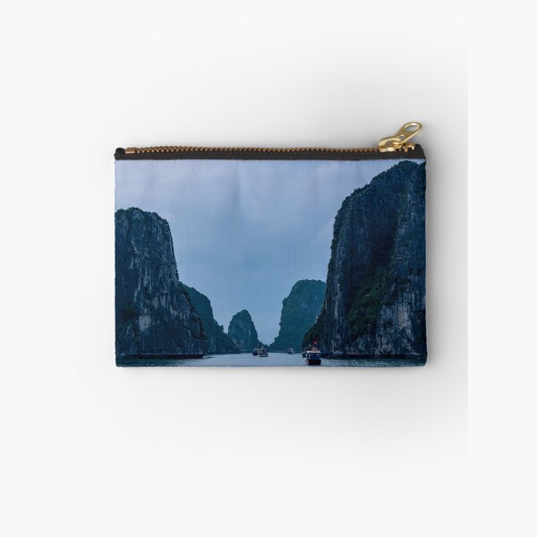 Artikelvorschau, Halong-Bucht, Vietnam entworfen und verkauft von Ross.A.Campbell.