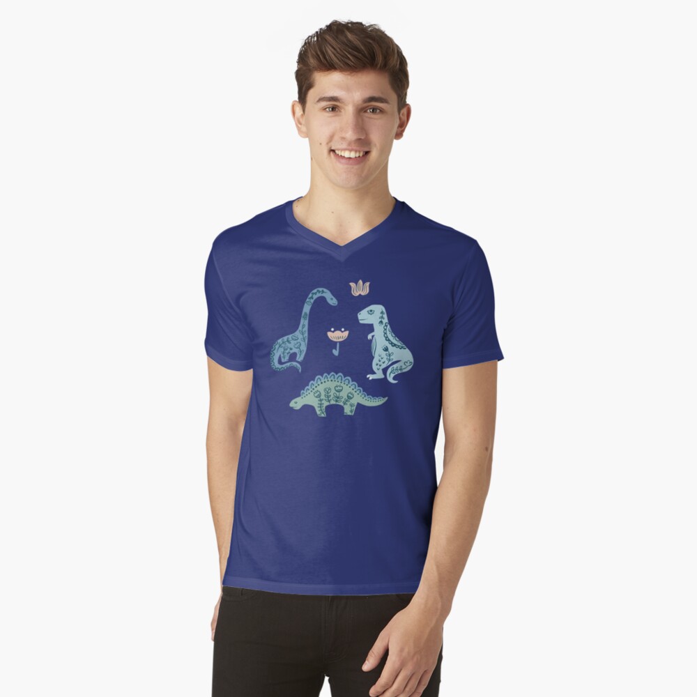 Aperçu de l'œuvre T-shirt col V créée et vendue par latheandquill.