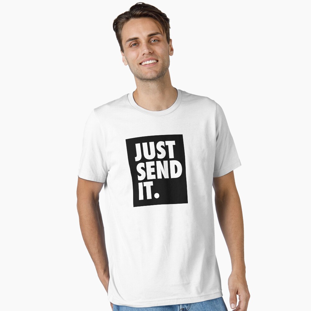 Aperçu de l'œuvre T-shirt essentiel créée et vendue par SolitaryDaze.