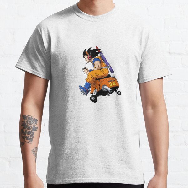 Goku auf seinem Körperkapselfahrzeug Classic T-Shirt