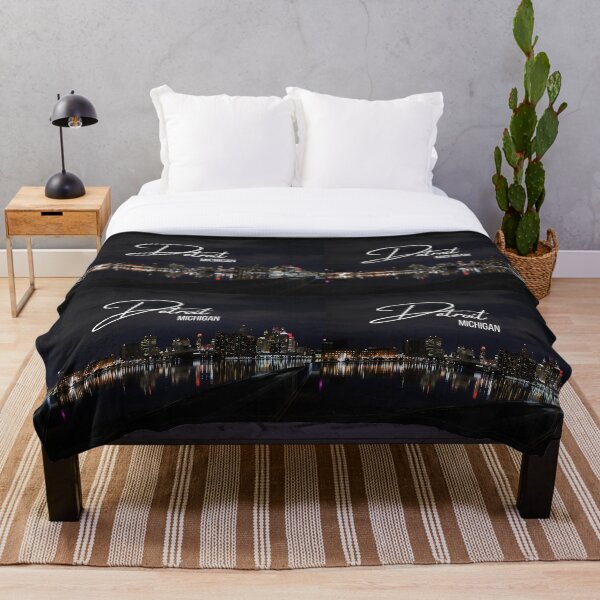 Downtown Detroit skyline at night / Detroit river photography at night Throw Blanket