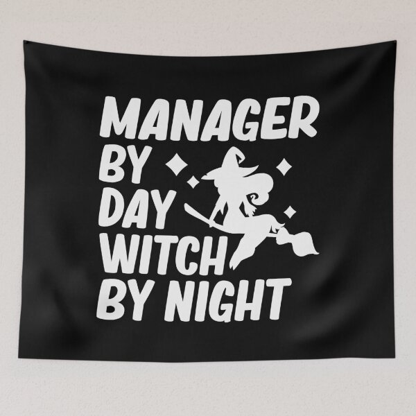 Artikelvorschau, Manager bei Tag Hexe bei Nacht Manager Halloween Frauen Geschenk entworfen und verkauft von alaechamlal.