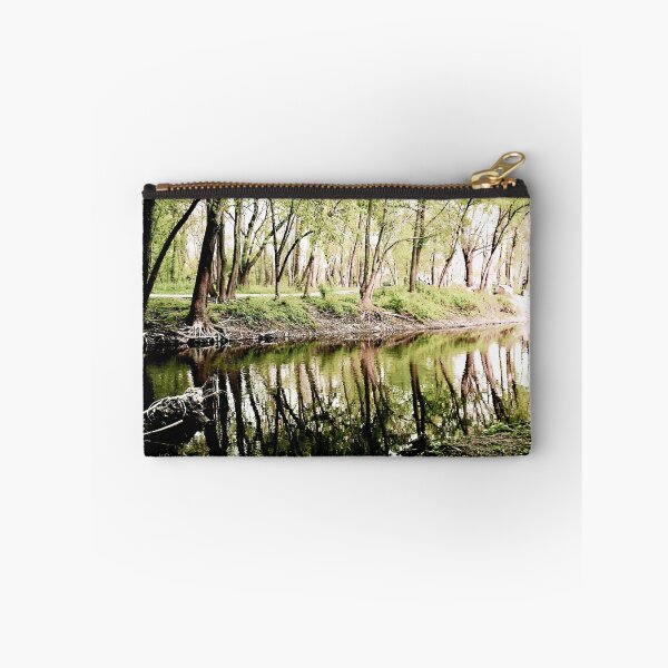 Artikelvorschau, River reflections entworfen und verkauft von Judi Taylor.