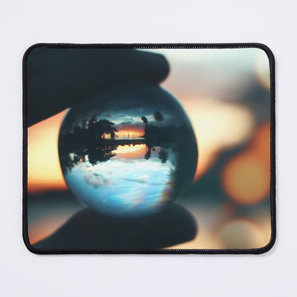 Aperçu de l'œuvre Reflets du coucher du soleil créée et vendue par ethansmith2000.