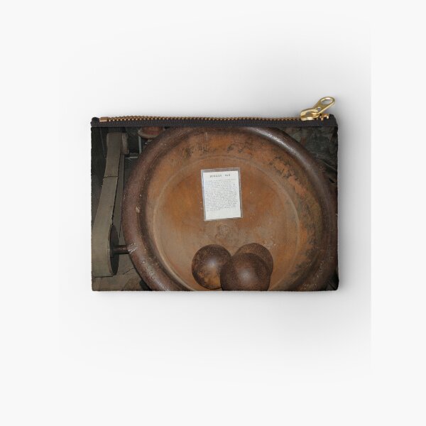 Item preview, Berdan Pan designed and sold by Lenny La Rue, IPA.