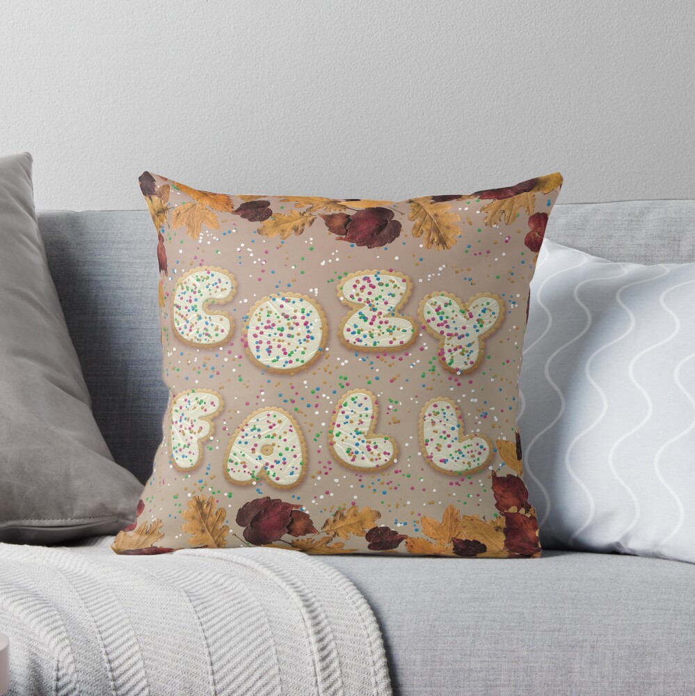 Cozy fall - biscuits and leaves Throw Pillow