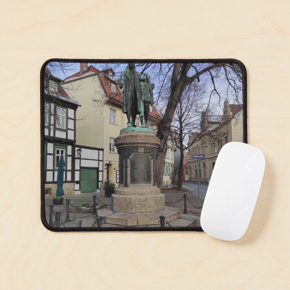 Quedlinburg, Das GutsMuths-Denkmal Mauspad