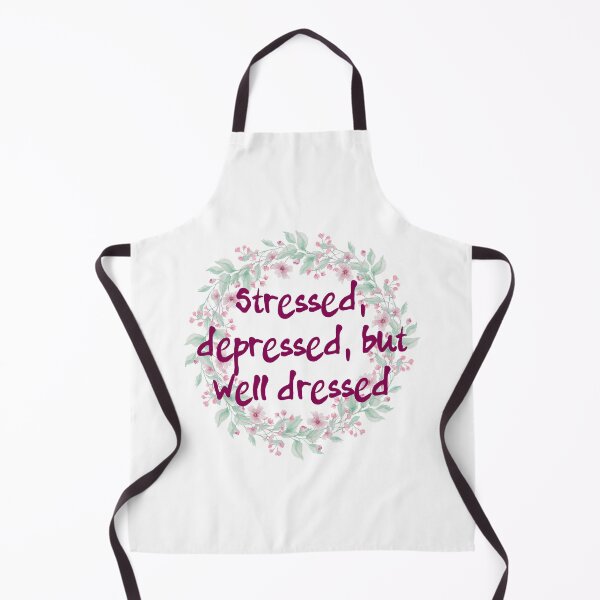 Artikelvorschau, Mama T-Shirt - rosa Kranz und Slogan entworfen und verkauft von Lolly's Lane Shoppe.