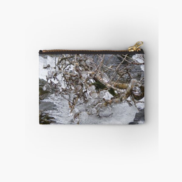 Artikelvorschau, Winter's Jewels entworfen und verkauft von Louise Morris.