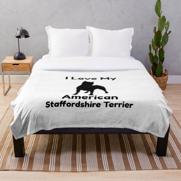 Artikelvorschau, Ich liebe meinen amerikanischen Staffordshire Terrier entworfen und verkauft von NiftyTees.
